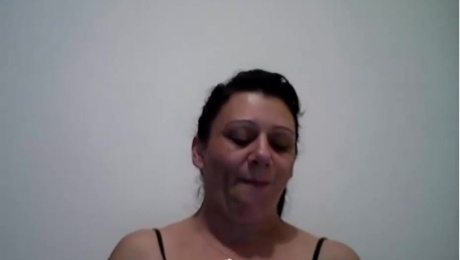 Brazilian milf plays with me on skype