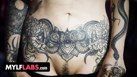 Gorgeous Tattooed MILF With Big Tits Shows Off Her Skills Handling Big Cocks